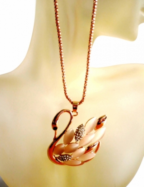 Rose Gold Plated Titanium Long Necklace CZ Mother-of-Pearl Swan Pendant