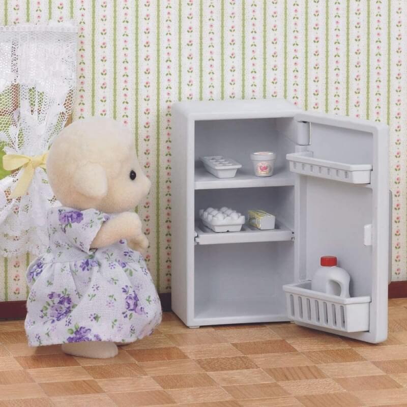 Sylvanian Families 5155 Fridge Toy with Accessories