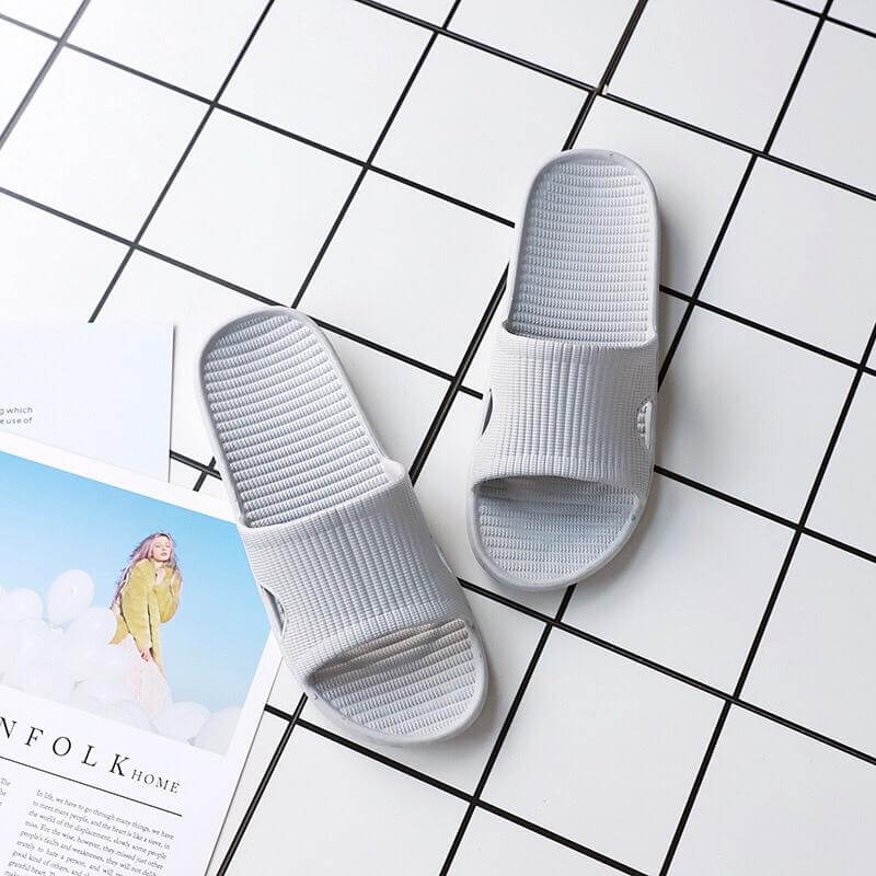 Men plain sandals and slippers indoor and outdoor plastic slippers plain slippers (Grey)