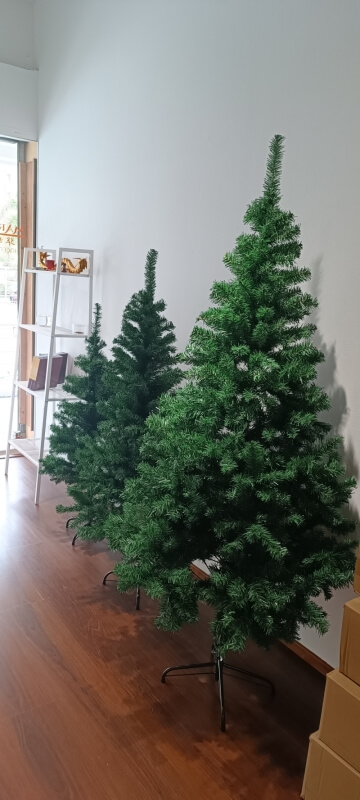 Seasonal Artificial Dense Christmas Tree (圣诞树)