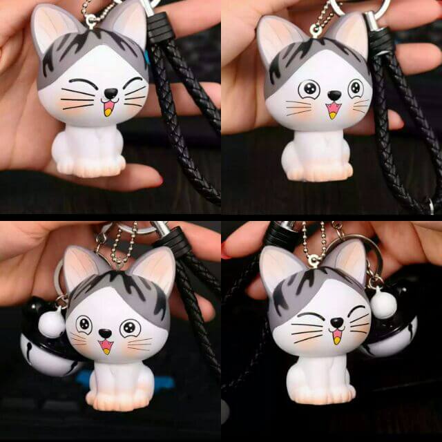 Cute Cat Keychain Grey White Chi\'s Sweet Home Key Chain