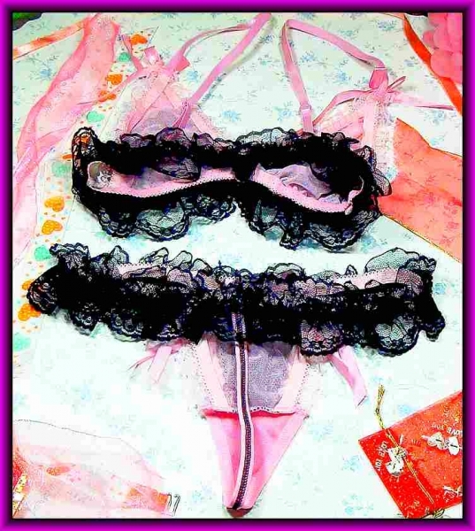 Sexy Pink & Black Double Ribbons Lace Bra + Matching Pink & Black Double Ribbons Lace Thong