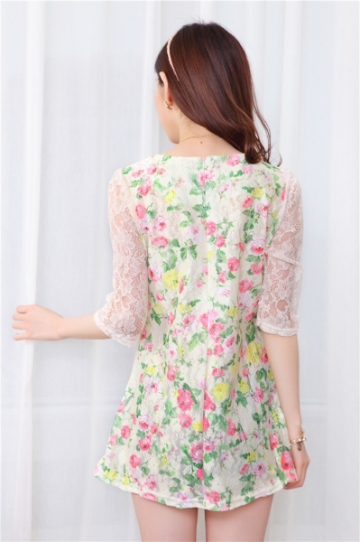 Fashion Floral Lace Design Round Neck Dress