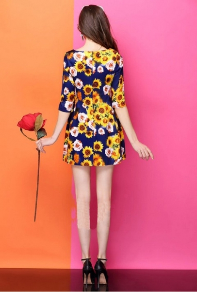 Fashion Flower Design Slim Mini Dress