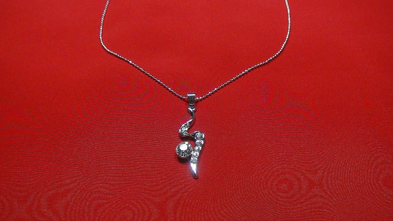 Fashion Silver Exotic Zig Zag With Crystal Shape Necklace